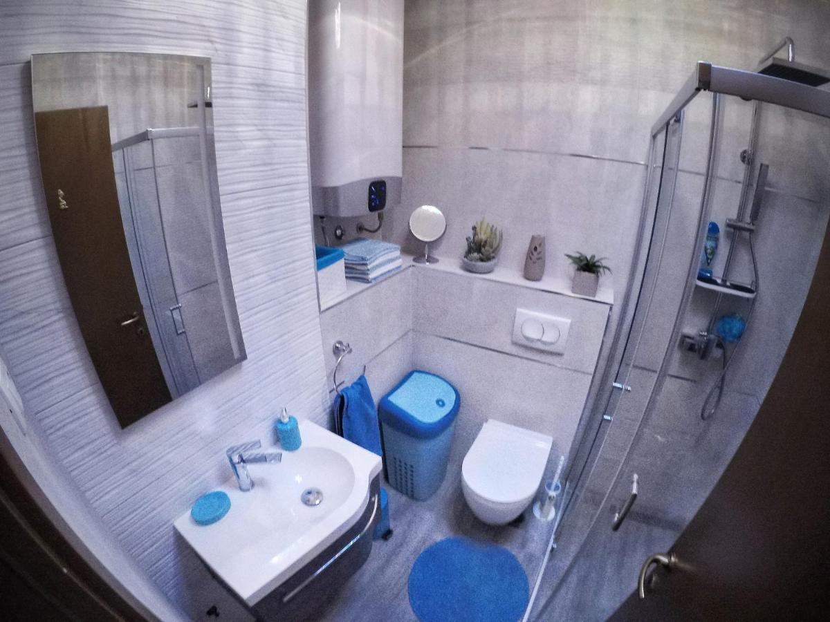 Luxurious Apartment Majda, 2 Bathrooms And Free Parking Split Exterior photo