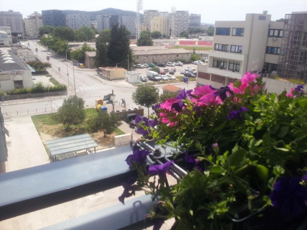 Luxurious Apartment Majda, 2 Bathrooms And Free Parking Split Room photo